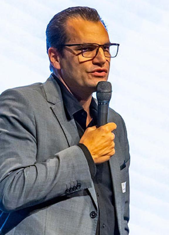 Laurent Recrute